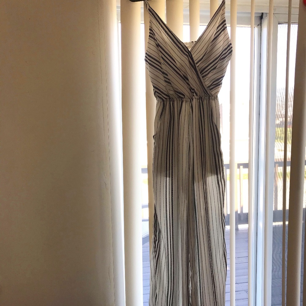 Francesca's pant suit